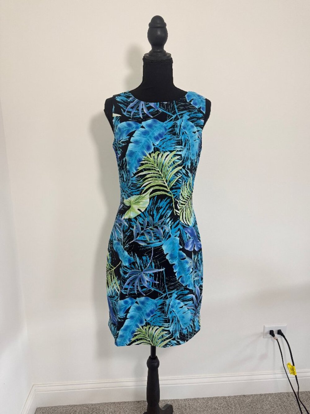 AGB Tropical Palm Print Dress Blue Green Sheath Size 6